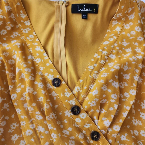 Yellow Floral Button-Down Dress - Picture 3 of 4